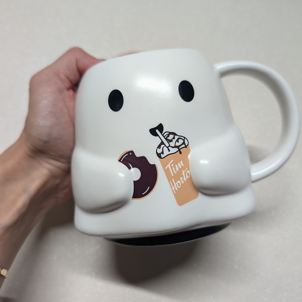 Tim Hortons Ghost Mug Collectible Colour Changing Bats Halloween Fall